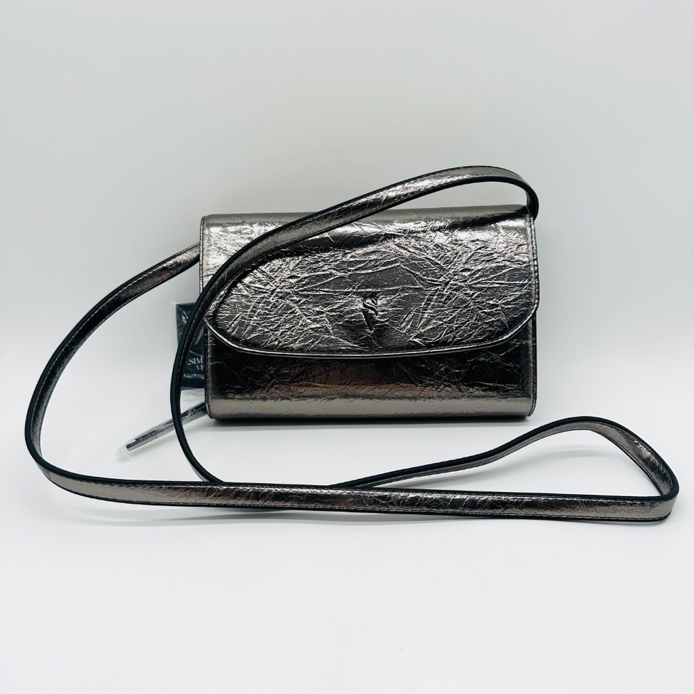 Simply Vera Vera Wang Silver Crinkle Signature Mini Crossbody - NWT - Picture 3 of 12